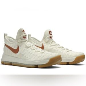 Nike Zoom Texas Longhorn Cream and Tan like new sneakers size 10